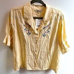 NWT Simple Retro Alicia floral embroidery V-neck blouse in yellow